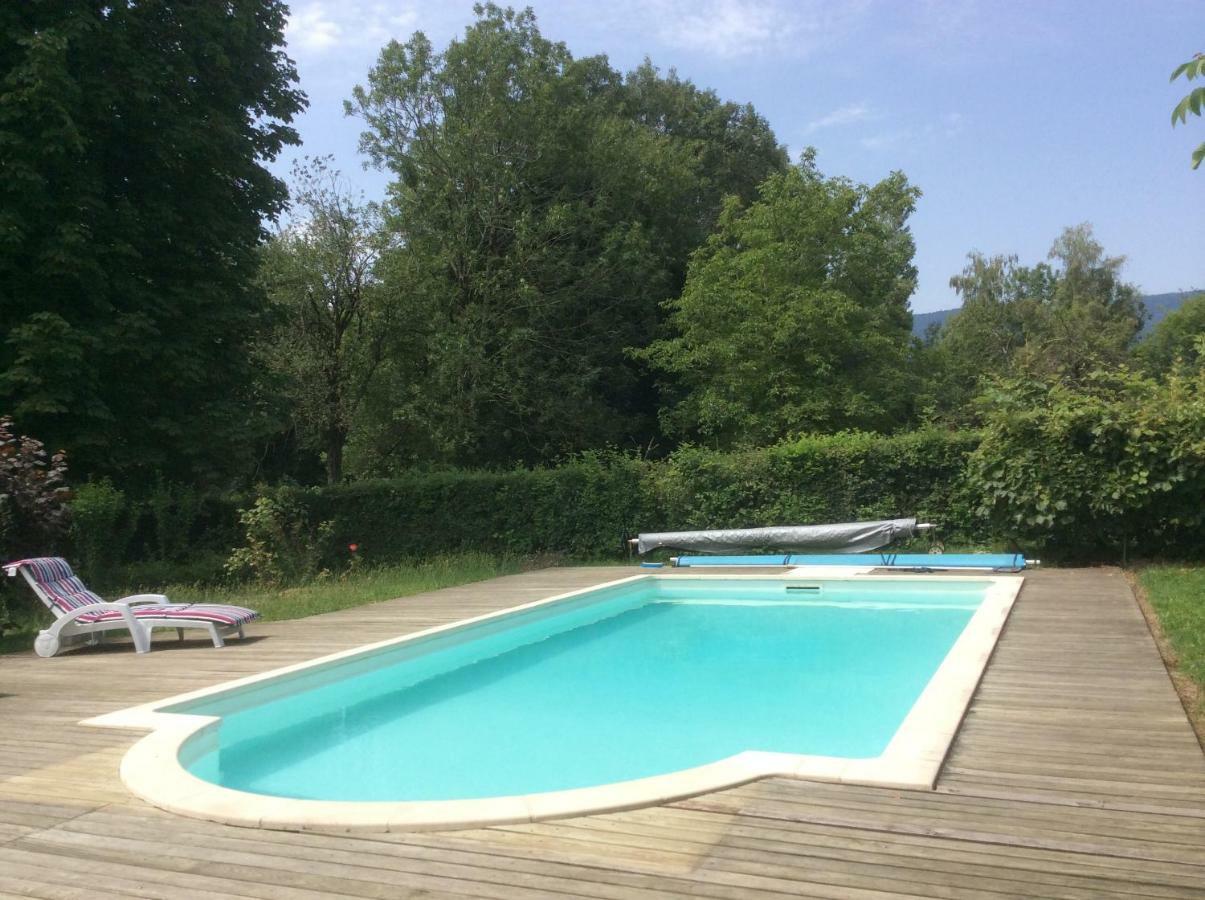 Domaine Du Valromey Bed & Breakfast Champagne-en-Valromey Bagian luar foto