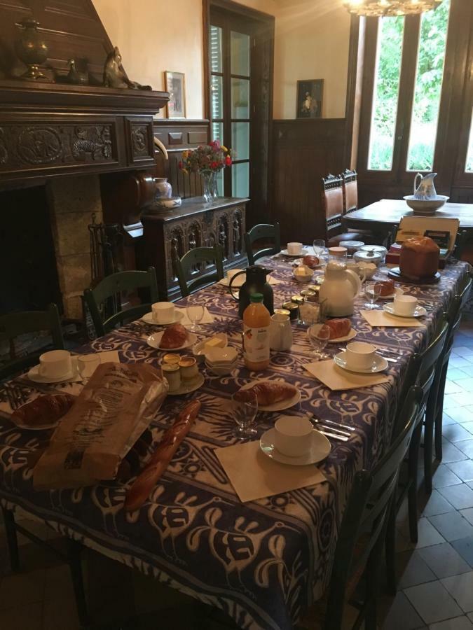 Domaine Du Valromey Bed & Breakfast Champagne-en-Valromey Bagian luar foto